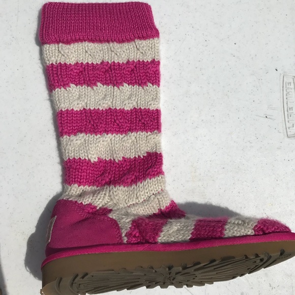 Knit Ugg Boots - Picture 3 of 6